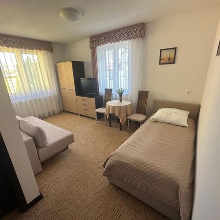 Villa California Darlowko Luaran gambar